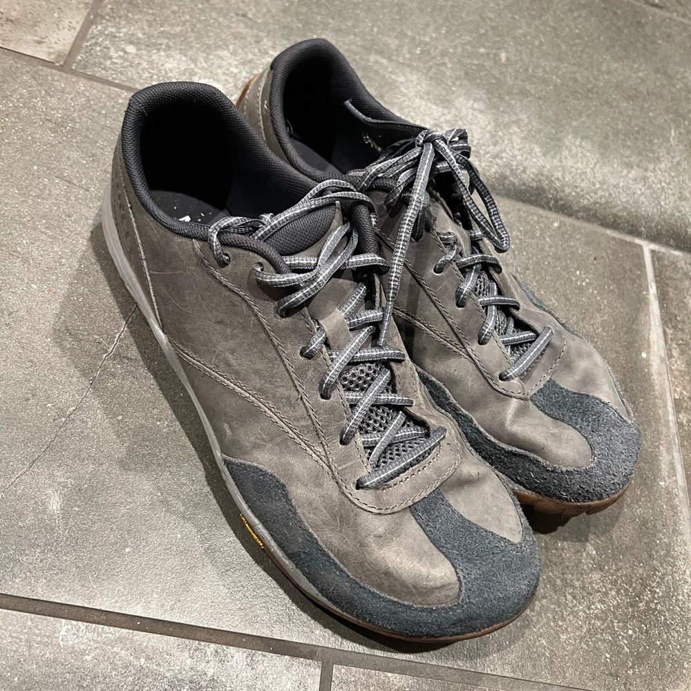 Merrell - Picture 2 of 5